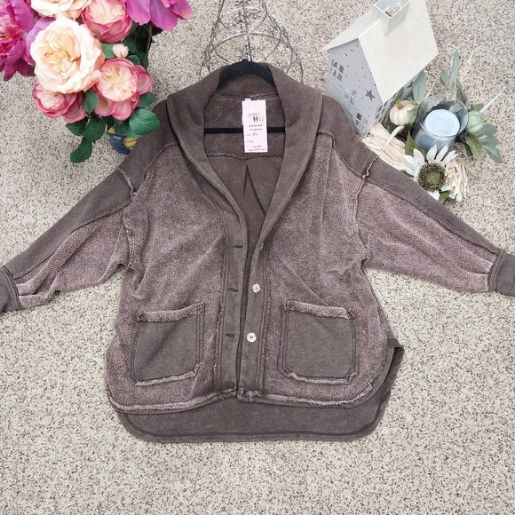 Zenana Outfitters Jackets & Blazers - Zenana Outfitters Brown Utility Jacket with Hood